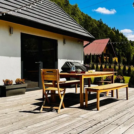 Szeregowy Nr 2 Domek letniskowy