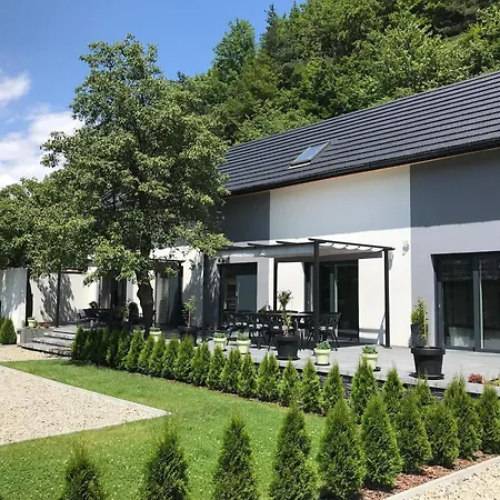 Szeregowy Nr 2 Domek letniskowy