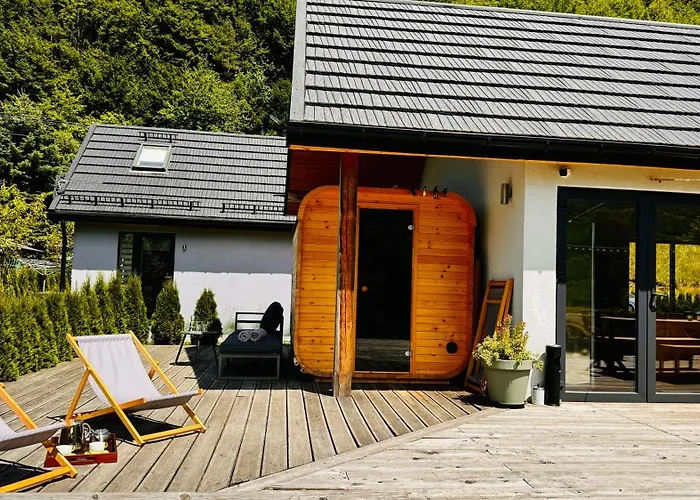 Szeregowy Nr 2 Lodge Tylmanowa